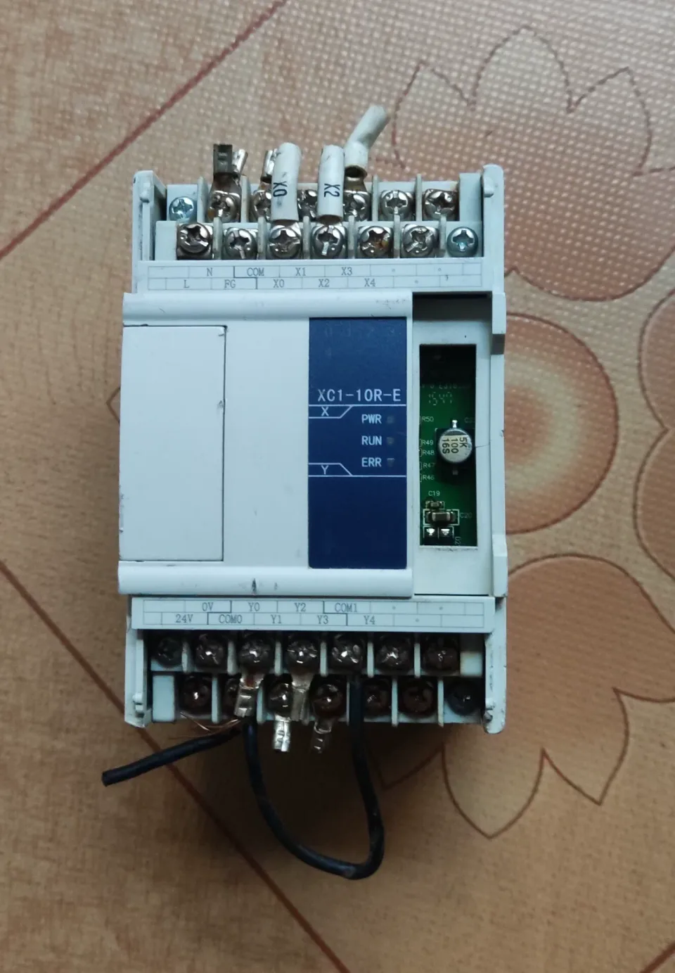 XINJE XC1-10R-E PLC Module product photo 1