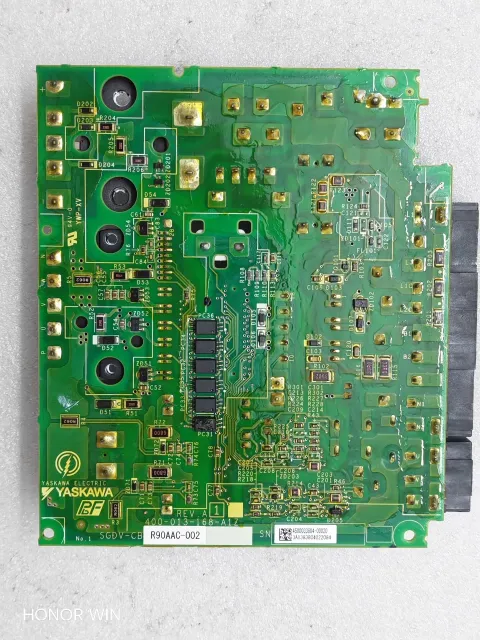 Yaskawa R90AAC-002 Motor & Drive Component — product photo 3 of 4