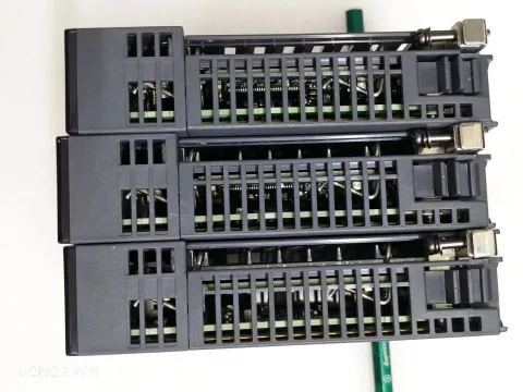 Mitsubishi Electric Q172DSCPU Industrial Control Board — product photo 22 of 58