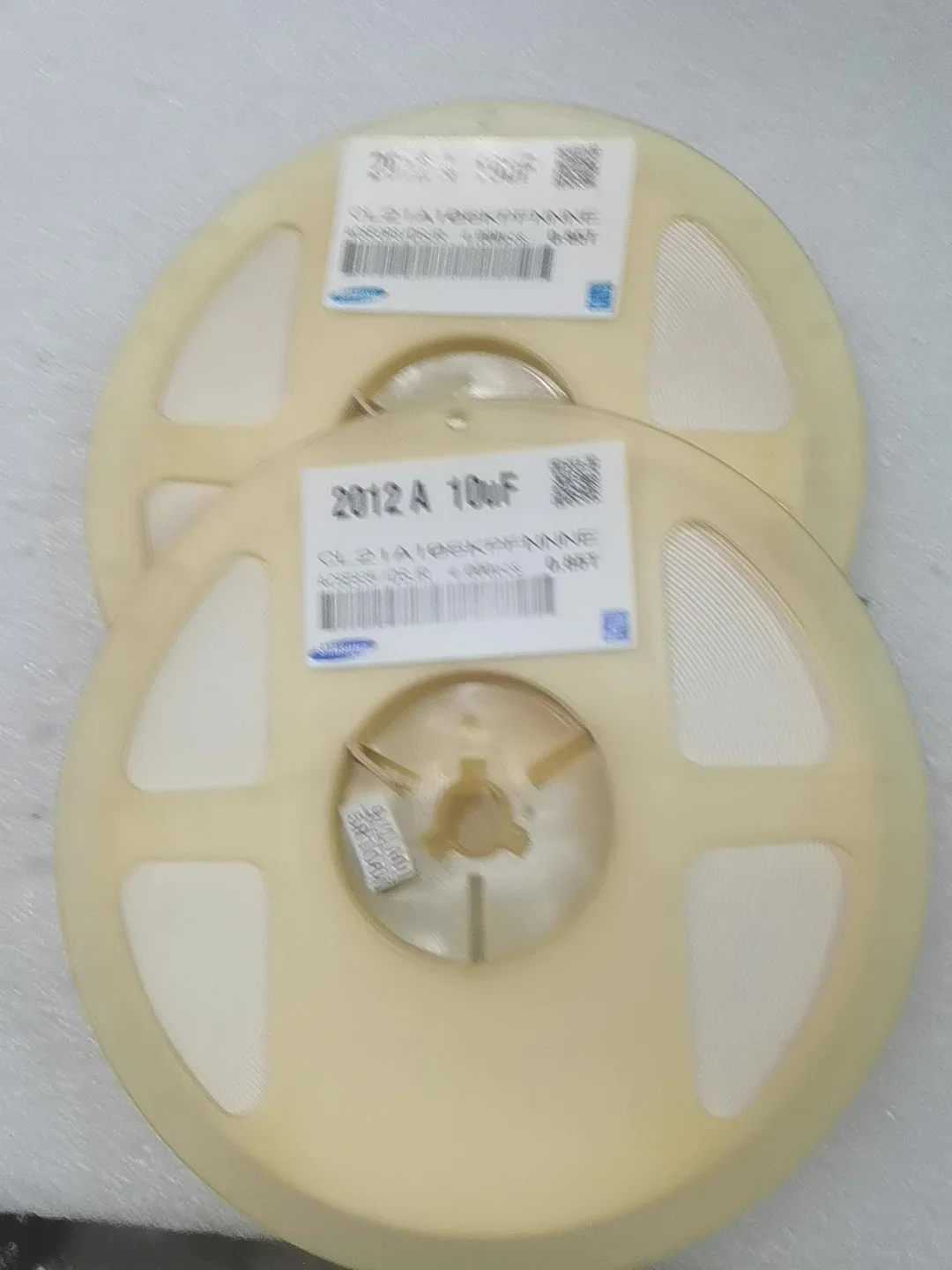Samsung CL21A106KPFNNNE Industrial Automation Component product photo 1