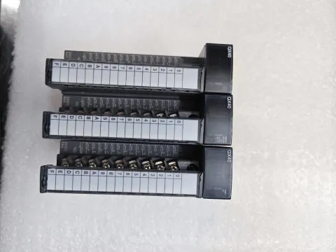 Mitsubishi Electric QX40 Industrial Automation Component — product photo 27 of 57