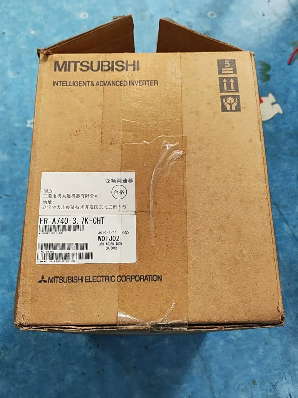 Mitsubishi FR-A740-3.7K-CHT Motor & Drive Component product photo 1