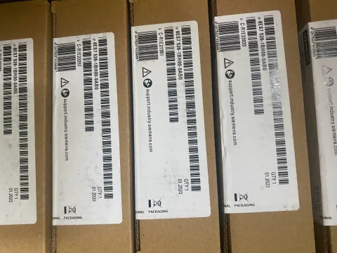 Siemens 6ES7526-1BH00-0AB0 Industrial Automation Component — product photo 5 of 7