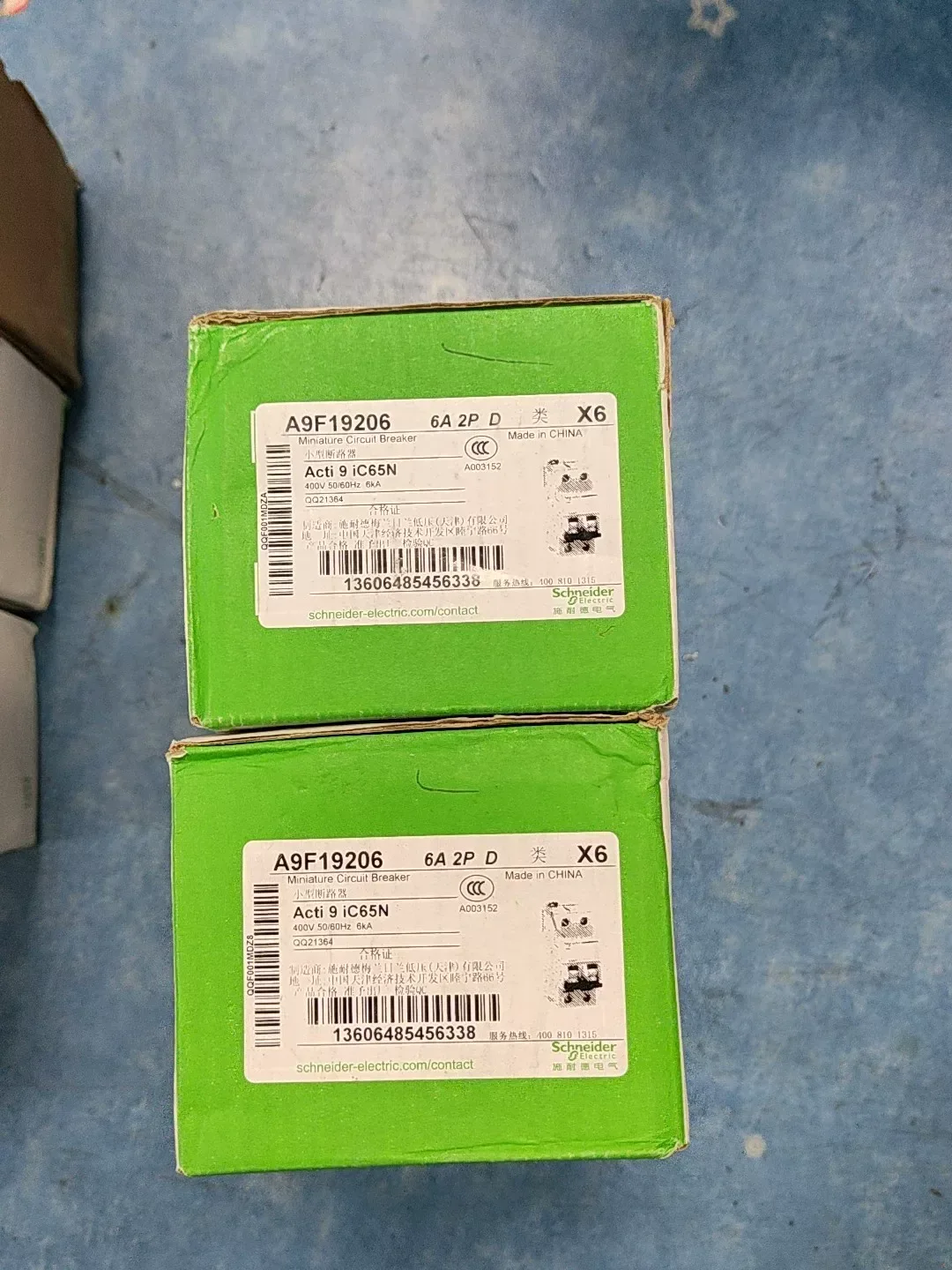 Schneider Electric A9F19206 Industrial Automation Component product photo 1