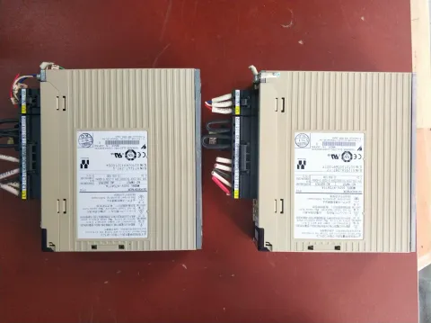 Yaskawa SGDV-R70A11A Motor & Drive Component product photo 3