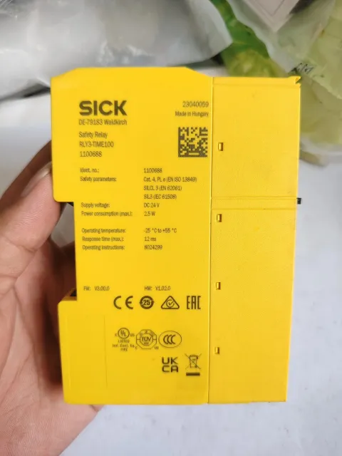 SICK RLY3-TIME100 Industrial Relay product photo 3