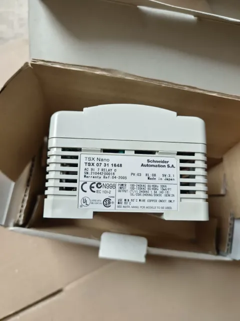 Schneider Electric / Telemecanique TSX07312402 / TSX07312422 / TSX07311648 PLC Module product photo 6
