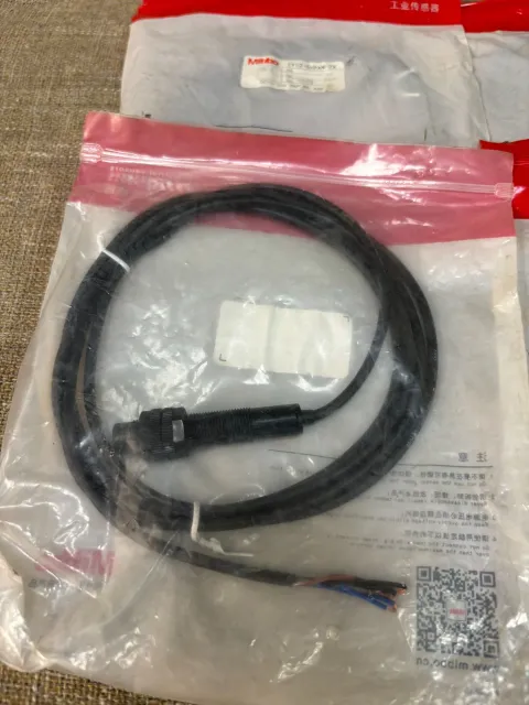 White Label IY12-04PAN-ZX Industrial Sensor product photo 3