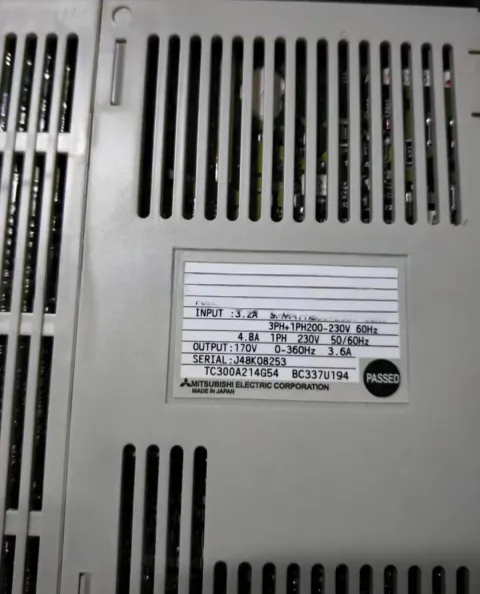 Mitsubishi MR-J2S-60CL Motor & Drive Component product photo 2