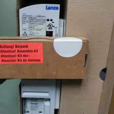 Lenze E82EV152-2C Motor & Drive Component product photo 2