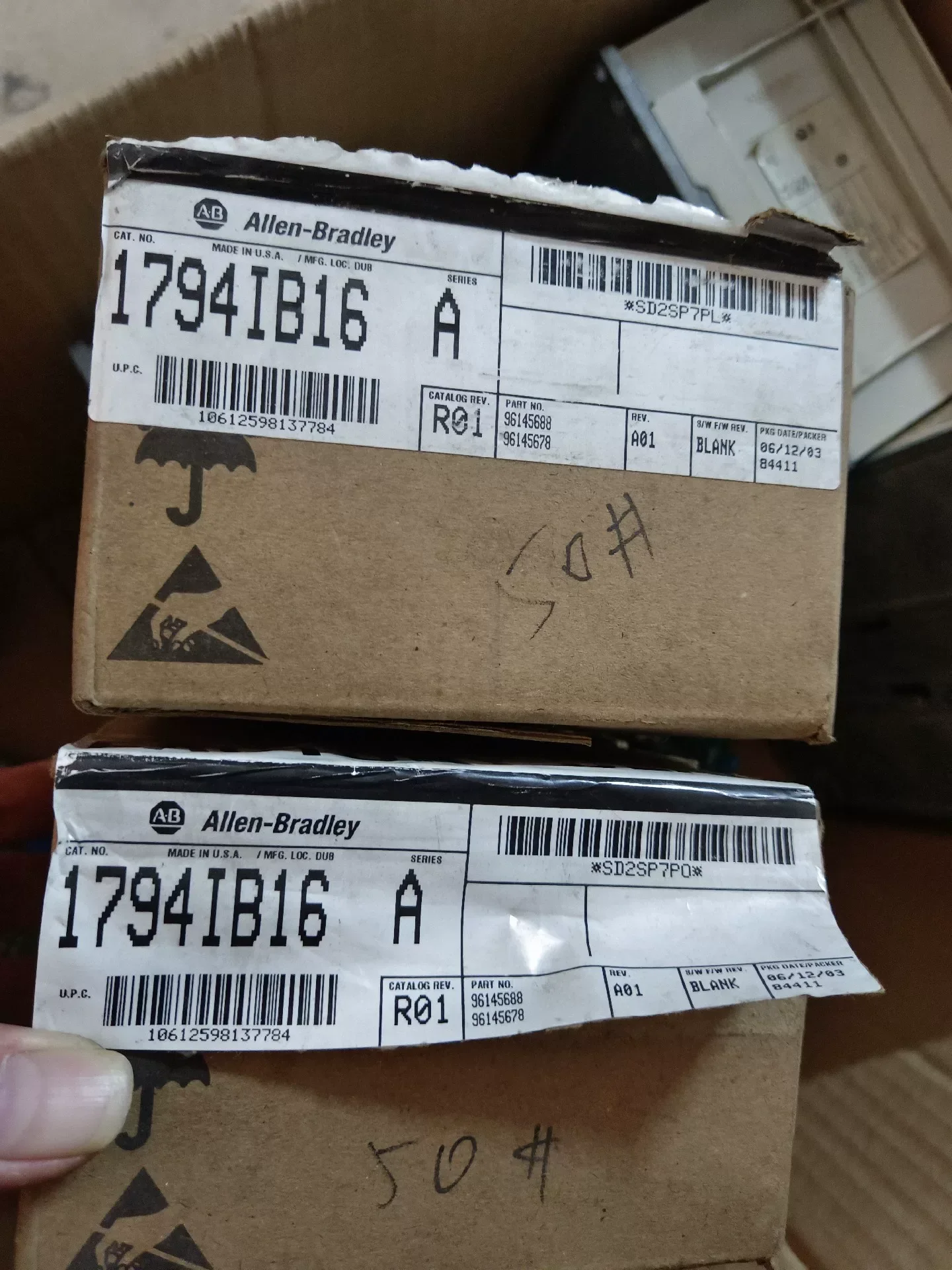 Allen-Bradley 1794-IB16 Series A I/O Module product photo 1