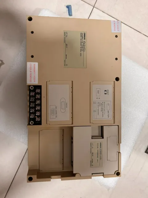 OMRON NT612G-DT211 Industrial Automation Component product photo 2