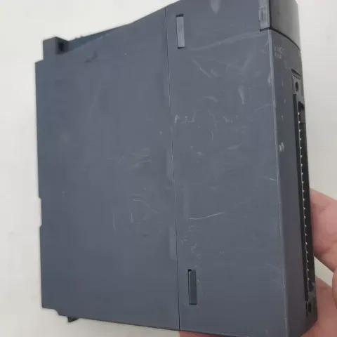 Mitsubishi Electric QX41 PLC Module — product photo 21 of 34