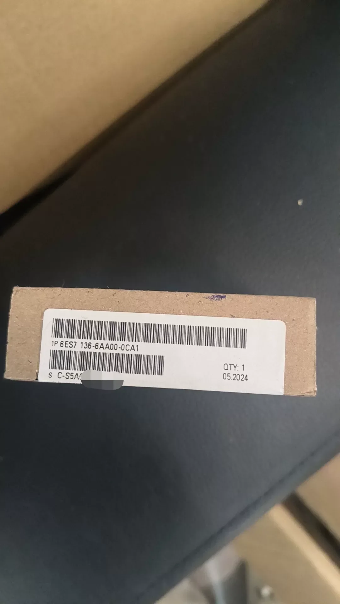 Siemens 6ES7136-6AA00-0CA1 Industrial Automation Component product photo 1
