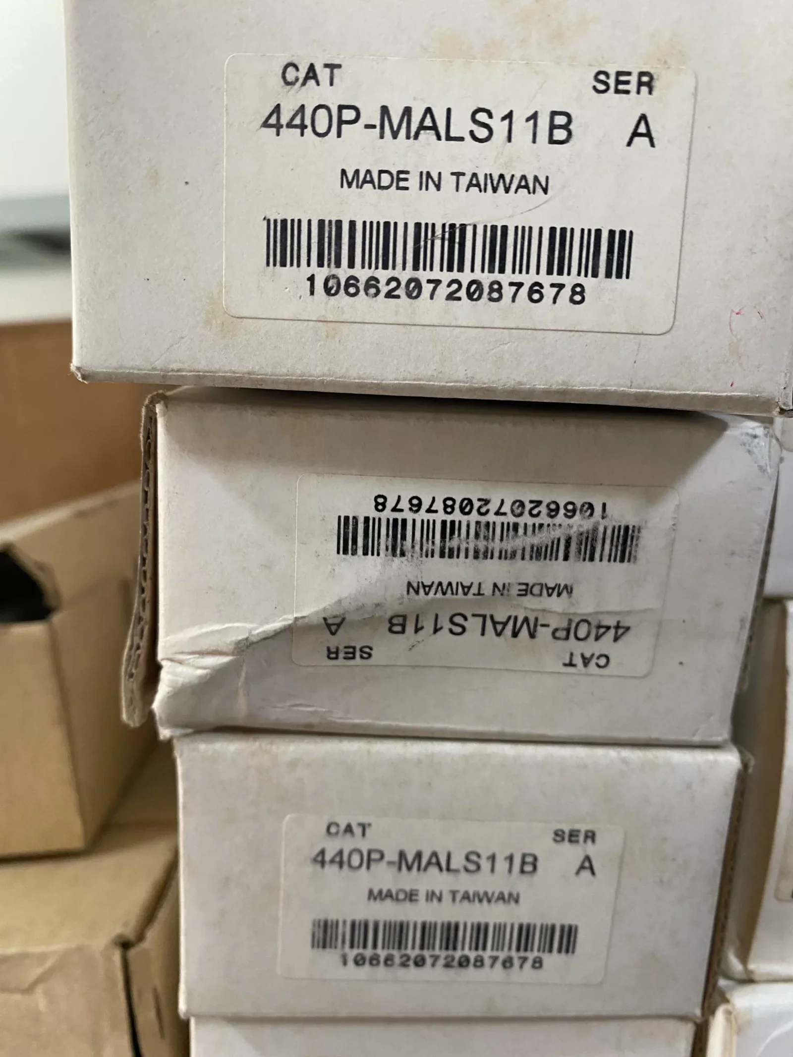 Allen-Bradley 440P-MALS11B Industrial Sensor product photo 1