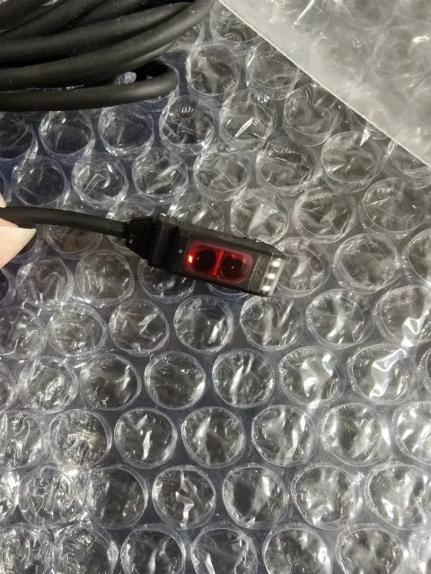 Omron E3T-SL21 Industrial Sensor product photo 3