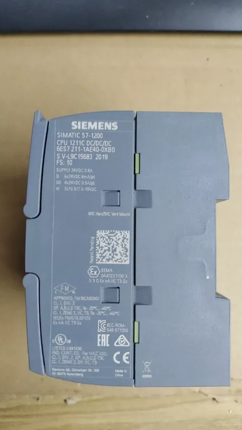 Siemens 6ES7211-1AE40-0XB0 Industrial Automation Component — product photo 3 of 3