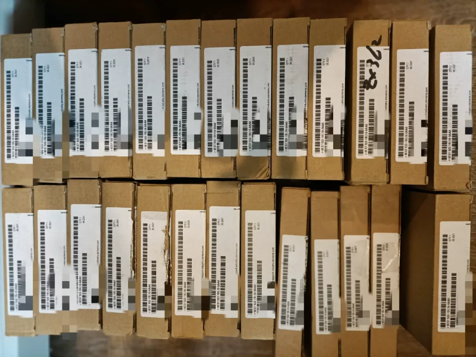 Siemens 6ES7 522-1BL10-0AA0 Industrial Automation Component — product photo 1 of 16