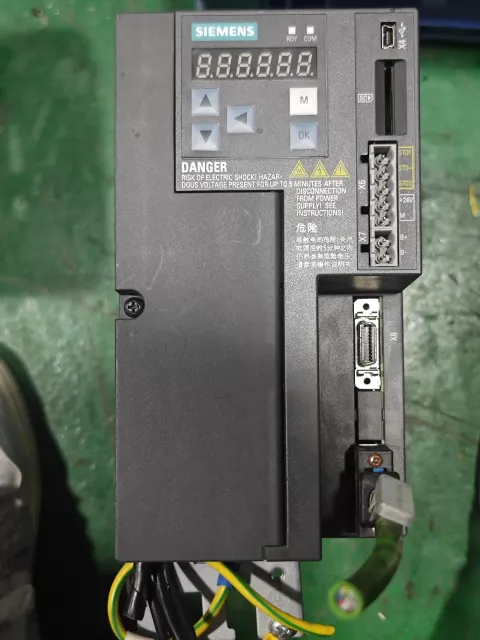 Siemens 6SL3210-5FE11-5UF0 Motor & Drive Component — product photo 2 of 6