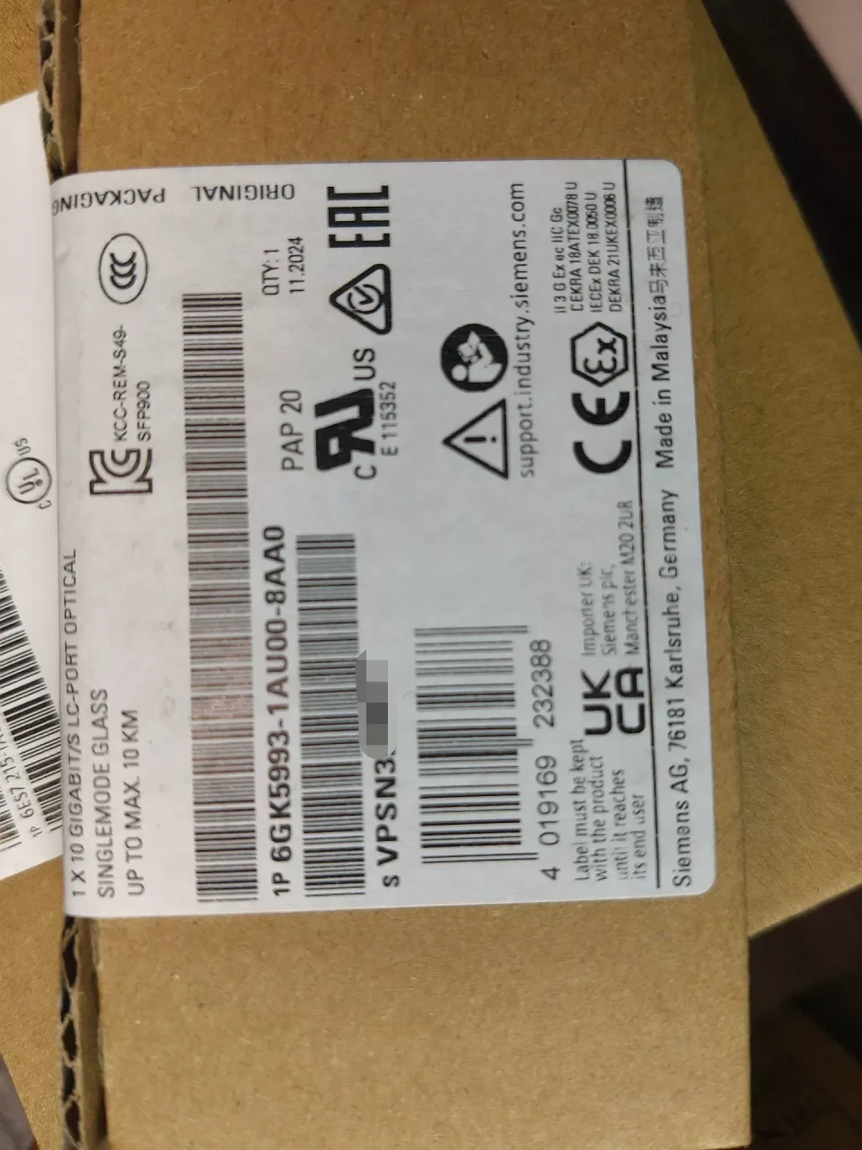 Siemens 6GK5993-1AU00-8AA0 Industrial Automation Component — product photo 1 of 2