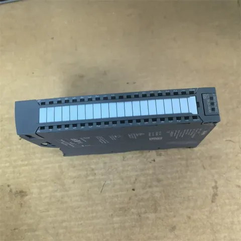 Siemens 6ES7523-1BL00-0AA0 I/O Module — product photo 2 of 6