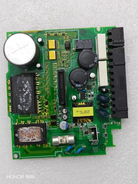 Yaskawa SGD7S-CB R90AAA-002 Motor & Drive Component — product photo 2 of 4