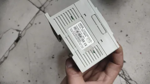 XINJE XC1-32R-E PLC Module — product photo 15 of 16