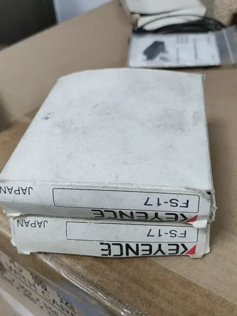 KEYENCE FS-17 Industrial Automation Component product photo 1