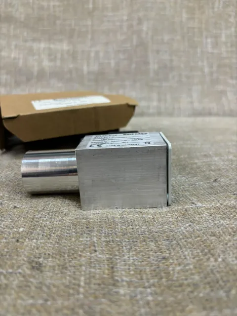 White Label 8141-PL1-B / 0417-014 Industrial Sensor product photo 4