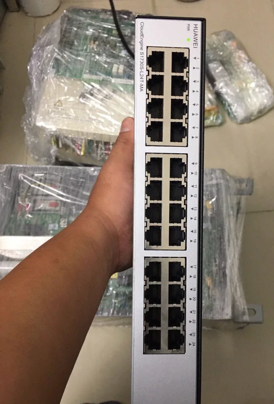 Huawei S1730S-L24T-MA Industrial Sensor product photo 1
