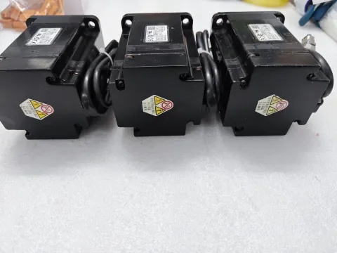 Yaskawa SGMJV-08A3E6S Motor & Drive Component product photo 6