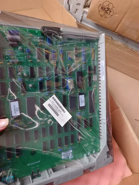 Honeywell 51304481-150 Industrial Automation Component — product photo 13 of 18