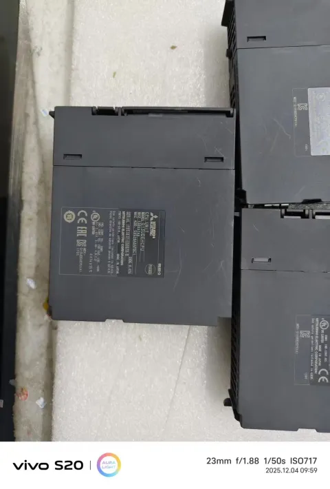 Mitsubishi Electric Q13UDEHCPU Industrial Automation Component — product photo 10 of 21