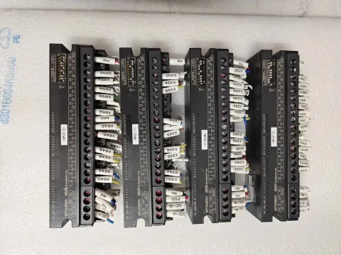 Mitsubishi Electric AJ65SBTB1-32D I/O Module — product photo 10 of 50