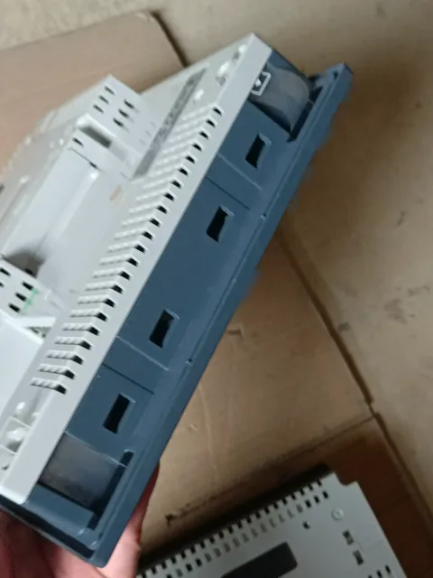 Schneider Electric / Telemecanique XBTGK2330 Industrial Automation Component product photo 6