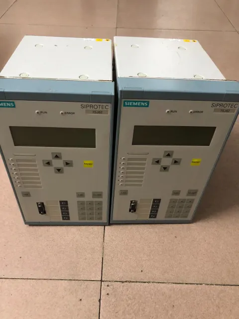 Siemens 7SJ6225-4EB20-1FG0/EE Industrial Relay product photo 1
