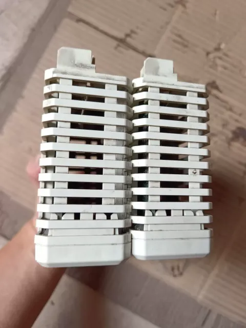 ABB AO810 / 3BSE008522R1 Industrial Automation Component — product photo 5 of 25