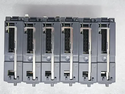 Mitsubishi Electric QD75P4N Industrial Automation Component — product photo 18 of 19