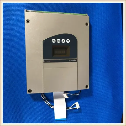 Schneider Electric VX4G4 Industrial Control Board product photo 2