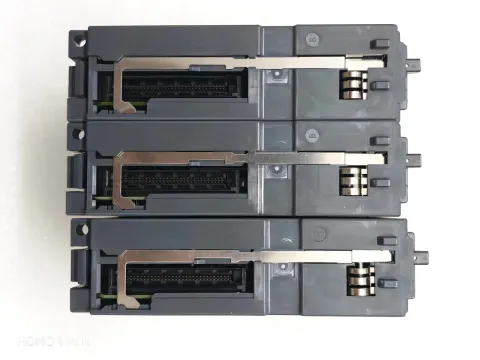 Mitsubishi Electric QJ71C24N-R2 Industrial Automation Component — product photo 9 of 48
