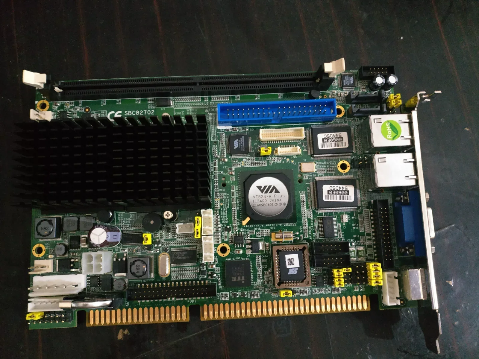 Axiomtek SBC82702 Industrial Control Board product photo 1