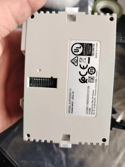 Delta Electronics DVP32SM11N PLC Module product photo 2