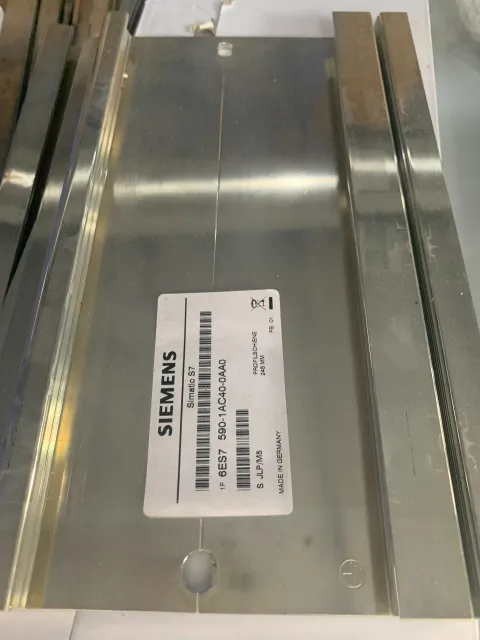 Siemens 6ES7590-1AC40-0AA0 PLC Module product photo 1
