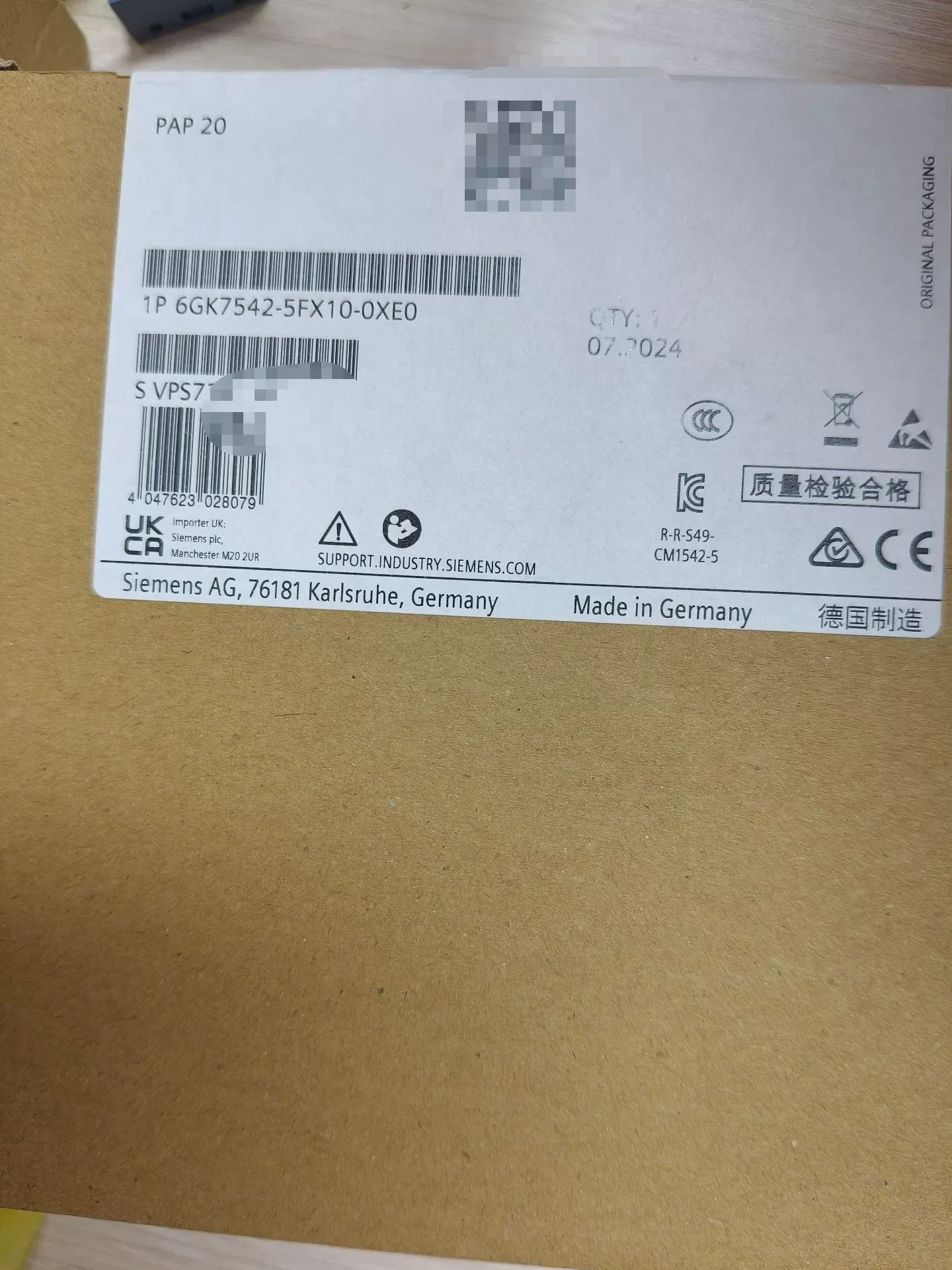 Siemens 6GK7542-5FX10-0XE0 Industrial Automation Component product photo 1