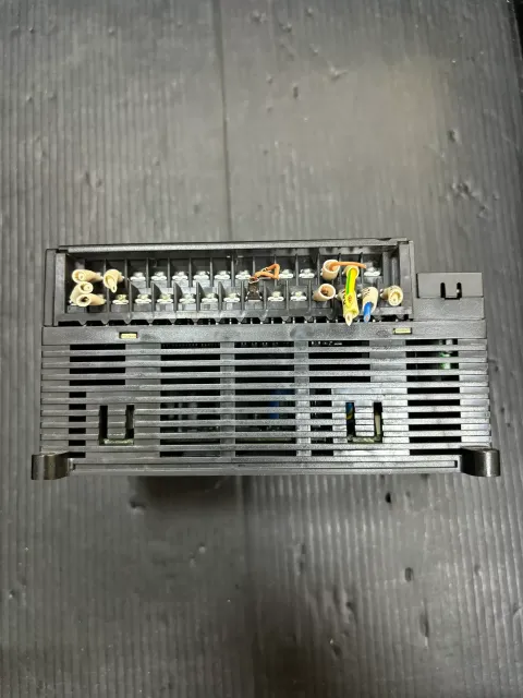 Omron CP1E-N40SDT-D PLC Module product photo 5