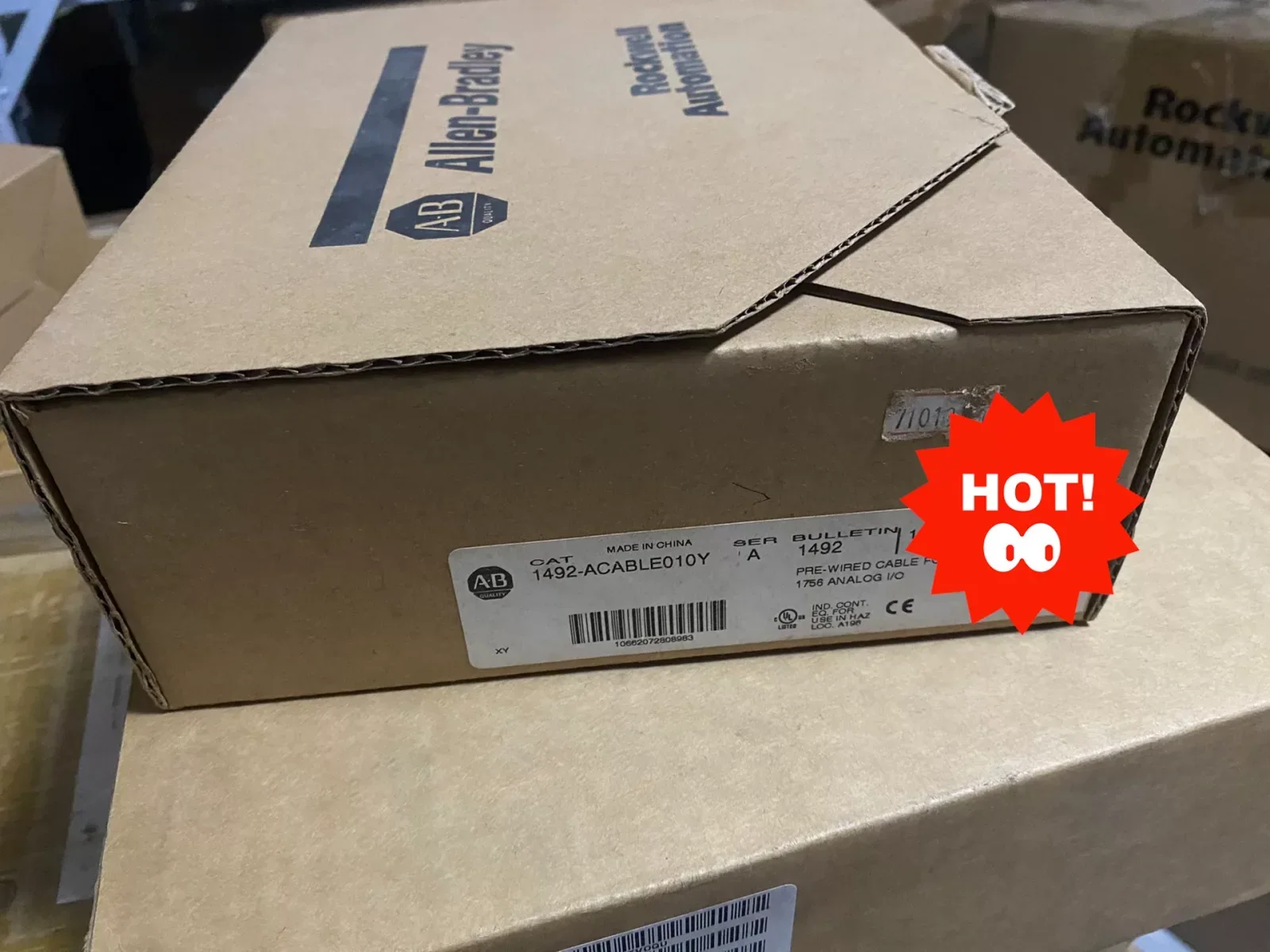 Allen-Bradley 1492-ACABLE010Y Series A I/O Module product photo 1