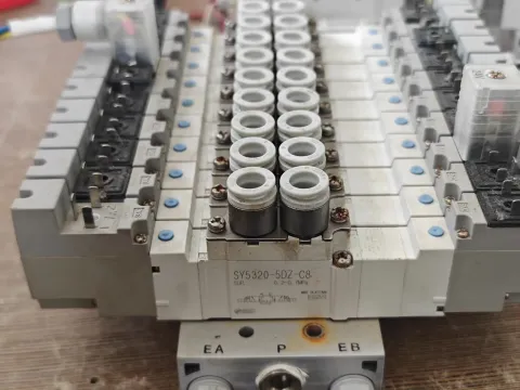 SMC SY5220-5LZD-01 Industrial Automation Component product photo 2