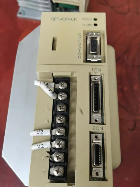 Yaskawa FND-X25H / SGDA-08AP / SGDA-04AP Motor & Drive Component product photo 5
