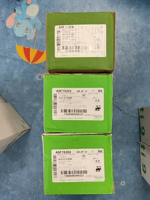 Schneider Electric A9F19204 Industrial Automation Component product photo 1