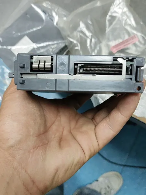 Mitsubishi Electric Q06UDEHCPU PLC Module — product photo 6 of 9
